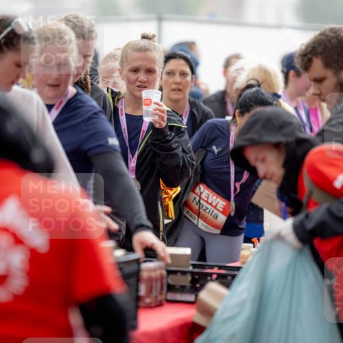 14.06.2026 - REWE Women's Run Michael Strokosch http://msf.ph/oto/9788568 14.06.2026 11:08:37 Laufen 34 meine-sportfotos.de