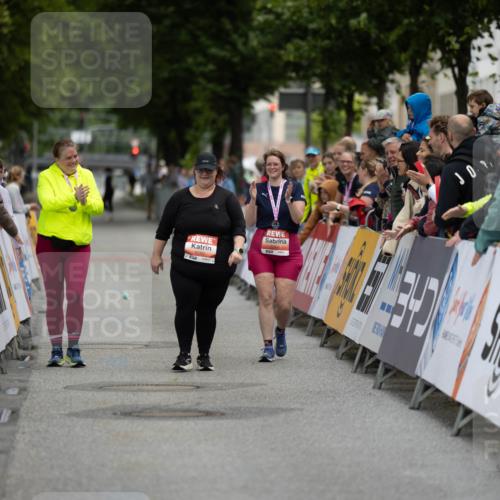 14.06.2026 - REWE Women's Run Michael Strokosch http://msf.ph/oto/9788576 14.06.2026 11:26:47 Laufen  meine-sportfotos.de