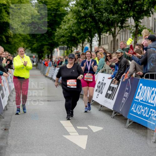 14.06.2026 - REWE Women's Run Michael Strokosch http://msf.ph/oto/9788596 14.06.2026 11:26:55 Laufen  meine-sportfotos.de