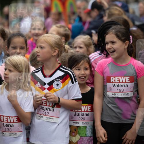 14.06.2026 - REWE Women's Run Michael Strokosch http://msf.ph/oto/9788603 14.06.2026 11:29:35 Laufen 133, 5, 312, 5, 220, 5, 193, 5, 3 meine-sportfotos.de