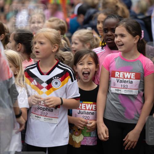 14.06.2026 - REWE Women's Run Michael Strokosch http://msf.ph/oto/9788605 14.06.2026 11:29:36 Laufen 312, 5, 220, 193, 5 meine-sportfotos.de