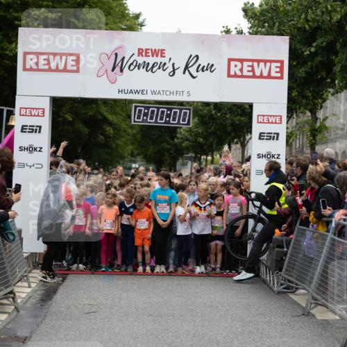 14.06.2026 - REWE Women's Run Michael Strokosch http://msf.ph/oto/9788611 14.06.2026 11:29:59 Laufen 5, 0, 00, 00, 3 meine-sportfotos.de