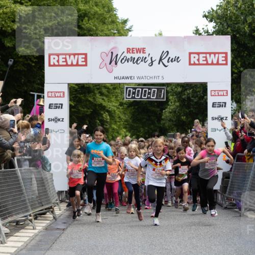 14.06.2026 - REWE Women's Run Michael Strokosch http://msf.ph/oto/9788638 14.06.2026 11:32:44 Laufen 34, 5, 0, 00, 08 meine-sportfotos.de
