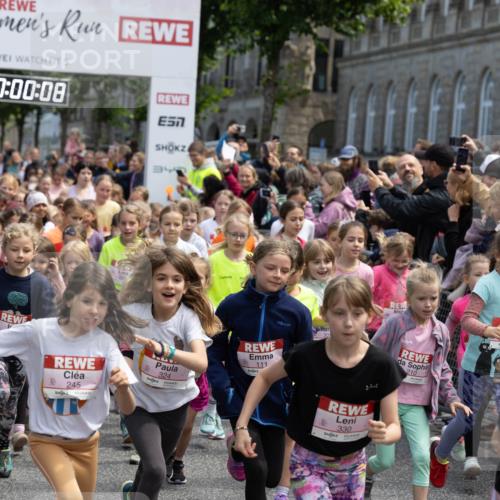 14.06.2026 - REWE Women's Run Michael Strokosch http://msf.ph/oto/9788642 14.06.2026 11:32:51 Laufen 0, 00, 08, 7, 116, 245, 340, 324, 210, 111, 330, 107, 219, 7847 meine-sportfotos.de
