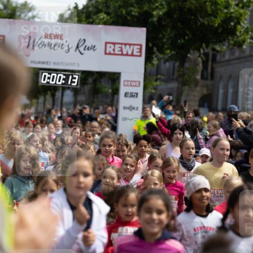 14.06.2026 - REWE Women's Run Michael Strokosch http://msf.ph/oto/9788646 14.06.2026 11:32:56 Laufen 0, 00, 13, 7, 127 meine-sportfotos.de