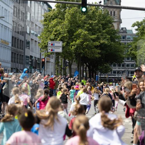 14.06.2026 - REWE Women's Run Michael Strokosch http://msf.ph/oto/9788647 14.06.2026 11:32:59 Laufen  meine-sportfotos.de