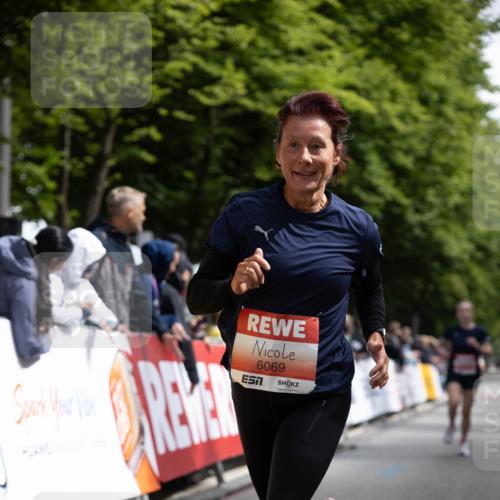 14.06.2026 - REWE Women's Run Michael Strokosch http://msf.ph/oto/9788673 14.06.2026 10:55:56 Laufen 6069 meine-sportfotos.de