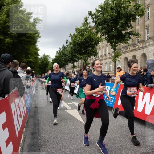 14.06.2026 - REWE Women's Run Michael Strokosch http://msf.ph/oto/9788689 14.06.2026 11:03:00 Laufen 5133, 57, 5802 meine-sportfotos.de