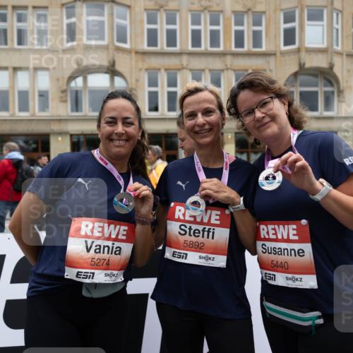 14.06.2026 - REWE Women's Run Michael Strokosch http://msf.ph/oto/9788693 14.06.2026 11:03:35 Laufen 92021, 5274, 7, 5892, 5440, 57 meine-sportfotos.de