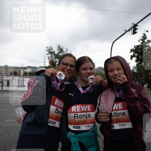 14.06.2026 - REWE Women's Run Michael Strokosch http://msf.ph/oto/9788724 14.06.2026 11:07:15 Laufen 5528, 5530, 7, 6529 meine-sportfotos.de