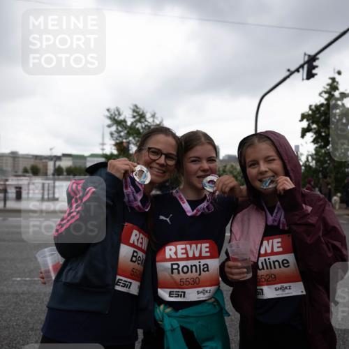 14.06.2026 - REWE Women's Run Michael Strokosch http://msf.ph/oto/9788728 14.06.2026 11:07:15 Laufen 5528, 5530, 6529 meine-sportfotos.de