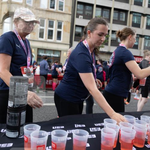 14.06.2026 - REWE Women's Run Michael Strokosch http://msf.ph/oto/9788732 14.06.2026 11:07:45 Laufen 2, 8, 0, 5834, 153 meine-sportfotos.de