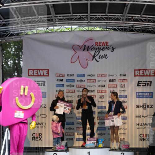 14.06.2026 - REWE Women's Run Michael Strokosch http://msf.ph/oto/9788753 14.06.2026 11:18:20 Laufen 57, 3, 34, 3, 5, 34, 5, 5, 100, 5, 5, 10, 4, 3, 5, 300, 2, 1, 3, 5 meine-sportfotos.de