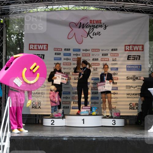 14.06.2026 - REWE Women's Run Michael Strokosch http://msf.ph/oto/9788762 14.06.2026 11:18:22 Laufen 385, 5, 3, 34, 3, 34, 340, 100, 5, 1, 1, 2, 4, 300, 2, 1, 3 meine-sportfotos.de