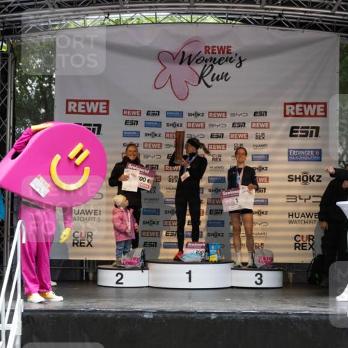 14.06.2026 - REWE Women's Run Michael Strokosch http://msf.ph/oto/9788764 14.06.2026 11:18:23 Laufen 3, 3, 57, 34, 5, 34, 5, 100, 5, 5, 57, 1, 1, 2, 1, 300, 57, 4, 5, 34, 3 meine-sportfotos.de