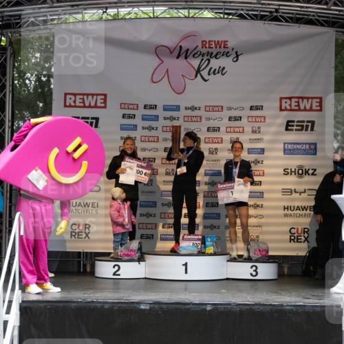 14.06.2026 - REWE Women's Run Michael Strokosch http://msf.ph/oto/9788765 14.06.2026 11:18:23 Laufen 3, 3, 34, 340, 4, 5, 2, 1, 100, 5, 1, 57, 34, 5, 300, 1, 3 meine-sportfotos.de