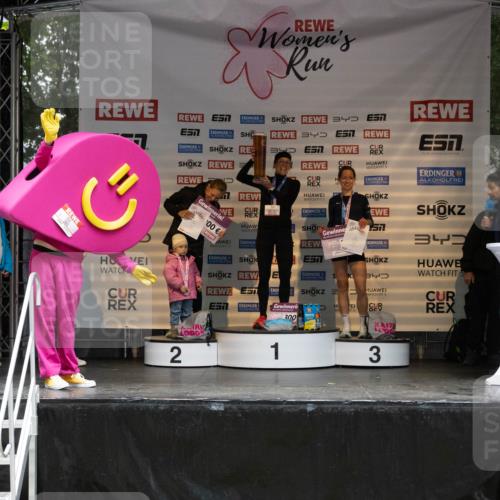 14.06.2026 - REWE Women's Run Michael Strokosch http://msf.ph/oto/9788779 14.06.2026 11:18:28 Laufen 3, 57, 3, 340, 5, 00, 5, 57, 2, 5, 4, 51, 5, 2, 300, 1, 3 meine-sportfotos.de