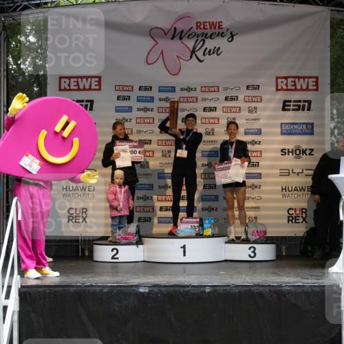 14.06.2026 - REWE Women's Run Michael Strokosch http://msf.ph/oto/9788800 14.06.2026 11:18:30 Laufen 3, 7, 3, 5, 34, 100, 61, 257, 343, 5, 5, 17, 2, 1, 5, 300, 3 meine-sportfotos.de