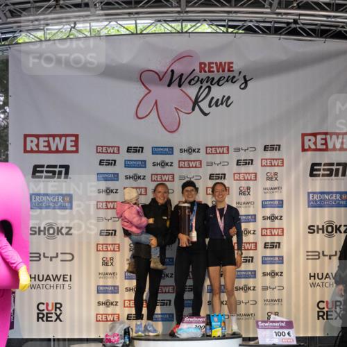 14.06.2026 - REWE Women's Run Michael Strokosch http://msf.ph/oto/9788809 14.06.2026 11:18:58 Laufen 3, 3, 4, 5, 5, 5, 57, 34, 5, 5, 34, 5, 34, 200, 2, 1, 100, 3 meine-sportfotos.de
