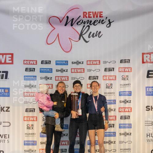 14.06.2026 - REWE Women's Run Michael Strokosch http://msf.ph/oto/9788810 14.06.2026 11:18:58 Laufen 7, 3, 5, 5, 5, 57, 5, 5, 57, 4, 200, 2, 1, 5, 5, 100, 3 meine-sportfotos.de