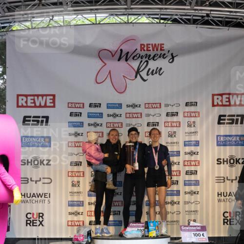 14.06.2026 - REWE Women's Run Michael Strokosch http://msf.ph/oto/9788811 14.06.2026 11:18:58 Laufen 345, 34, 5, 5, 57, 2, 5, 5, 577, 34, 34, 5, 5, 100, 1, 3 meine-sportfotos.de