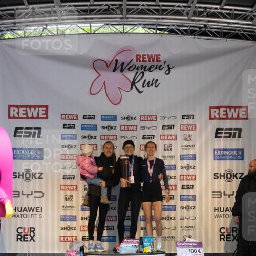 14.06.2026 - REWE Women's Run Michael Strokosch http://msf.ph/oto/9788812 14.06.2026 11:18:58 Laufen 3, 3, 5, 34, 5, 5, 2, 5, 7, 34, 5, 200, 1, 5, 100, 3 meine-sportfotos.de