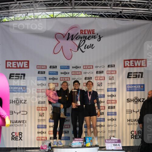 14.06.2026 - REWE Women's Run Michael Strokosch http://msf.ph/oto/9788818 14.06.2026 11:18:59 Laufen 5, 51, 3, 3, 3, 7, 5, 34, 5, 5, 67, 5, 57, 2, 200, 1, 100, 3 meine-sportfotos.de