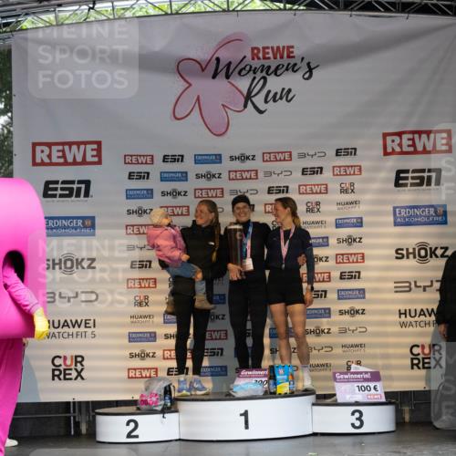 14.06.2026 - REWE Women's Run Michael Strokosch http://msf.ph/oto/9788820 14.06.2026 11:19:00 Laufen 51, 3, 3, 7, 5, 5, 34, 34, 5, 557, 5, 5, 200, 5, 3, 5, 34, 2, 1, 100, 3 meine-sportfotos.de