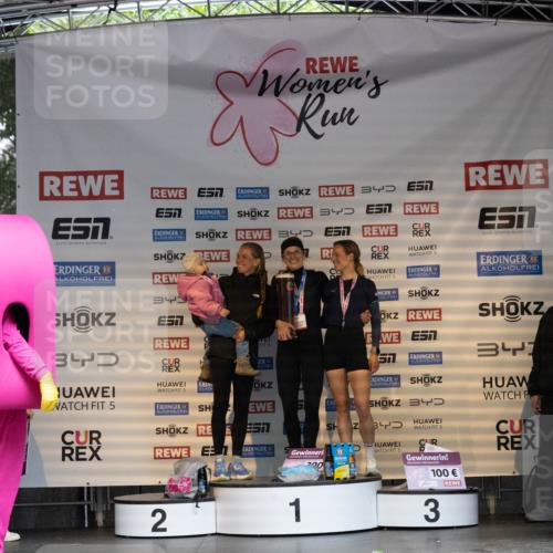 14.06.2026 - REWE Women's Run Michael Strokosch http://msf.ph/oto/9788821 14.06.2026 11:19:00 Laufen 3, 34, 3, 3, 7, 5, 5, 34, 5, 34, 34, 5, 5, 3, 200, 2, 1, 5, 5, 100, 3 meine-sportfotos.de