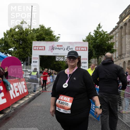 14.06.2026 - REWE Women's Run Michael Strokosch http://msf.ph/oto/9788871 14.06.2026 11:27:26 Laufen 7, 0, 56, 3, 7, 5562 meine-sportfotos.de