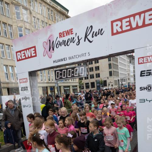 14.06.2026 - REWE Women's Run Michael Strokosch http://msf.ph/oto/9788882 14.06.2026 11:28:23 Laufen 57, 34, 5, 0, 00, 00, 201, 3 meine-sportfotos.de