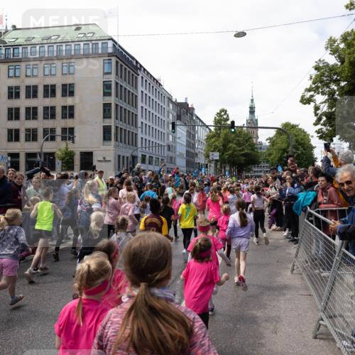 14.06.2026 - REWE Women's Run Michael Strokosch http://msf.ph/oto/9788888 14.06.2026 11:33:23 Laufen  meine-sportfotos.de