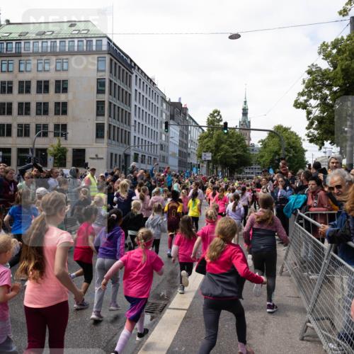 14.06.2026 - REWE Women's Run Michael Strokosch http://msf.ph/oto/9788892 14.06.2026 11:33:24 Laufen 28, 06 meine-sportfotos.de
