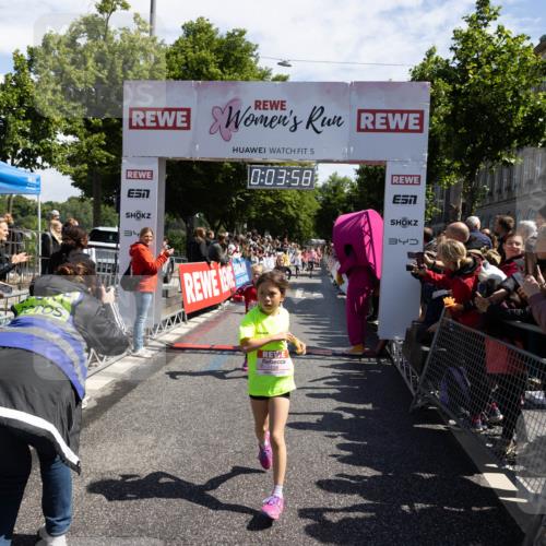 14.06.2026 - REWE Women's Run Michael Strokosch http://msf.ph/oto/9788924 14.06.2026 11:36:55 Laufen 5, 0, 03, 58, 3, 138, 34 meine-sportfotos.de