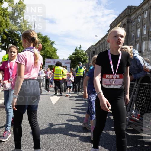 14.06.2026 - REWE Women's Run Michael Strokosch http://msf.ph/oto/9788975 14.06.2026 11:37:42 Laufen 367 meine-sportfotos.de