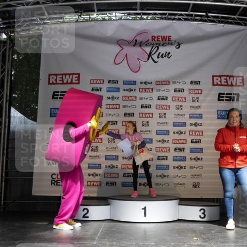 14.06.2026 - REWE Women's Run Michael Strokosch http://msf.ph/oto/9788996 14.06.2026 11:55:18 Laufen 3, 3, 3, 34, 5, 5, 5, 5, 5, 7, 34, 3, 4, 5, 5, 2, 1, 3 meine-sportfotos.de