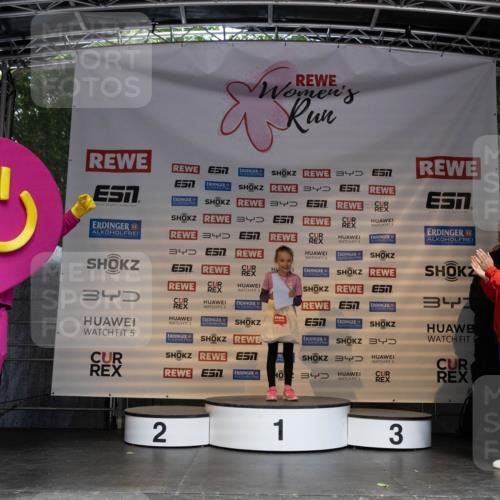 14.06.2026 - REWE Women's Run Michael Strokosch http://msf.ph/oto/9789002 14.06.2026 11:55:30 Laufen 4, 5, 34, 7, 34, 57, 3, 3, 3, 3, 5, 5, 5, 5, 5, 3, 34, 5, 34, 2, 1, 3 meine-sportfotos.de