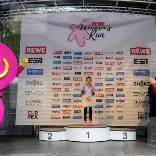 14.06.2026 - REWE Women's Run Michael Strokosch http://msf.ph/oto/9789005 14.06.2026 11:55:31 Laufen 385, 7, 4, 5, 3, 3, 3, 34, 3, 345, 57, 5, 5, 7, 5, 5, 5, 5, 34, 3, 34, 5, 34, 2, 1, 3 meine-sportfotos.de