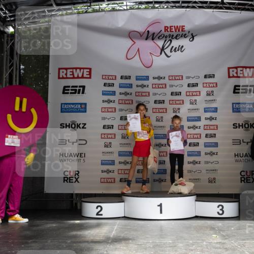 14.06.2026 - REWE Women's Run Michael Strokosch http://msf.ph/oto/9789014 14.06.2026 11:57:48 Laufen 34, 34, 34, 34, 5, 34, 5, 3, 5, 5, 57, 10, 34, 34, 5, 5, 34, 2, 1, 3 meine-sportfotos.de