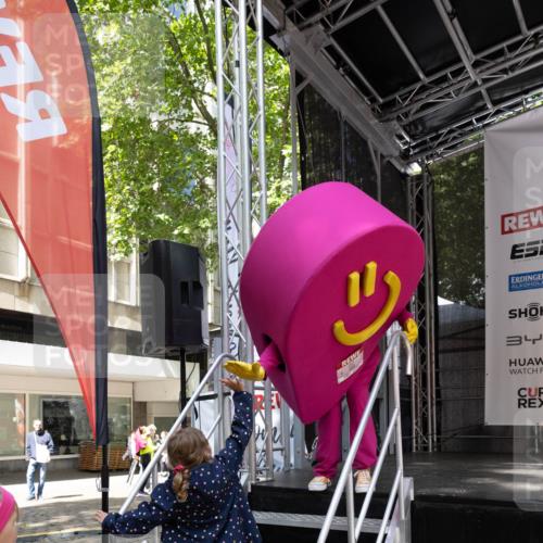 14.06.2026 - REWE Women's Run Michael Strokosch http://msf.ph/oto/9789027 14.06.2026 11:59:02 Laufen 34 meine-sportfotos.de