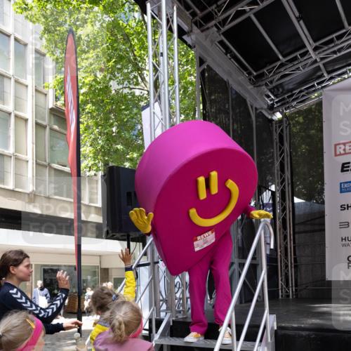 14.06.2026 - REWE Women's Run Michael Strokosch http://msf.ph/oto/9789030 14.06.2026 11:59:07 Laufen 70 meine-sportfotos.de