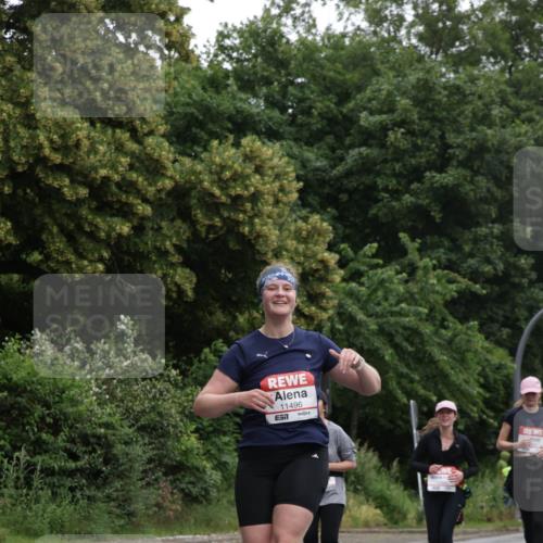 14.06.2026 - REWE Women's Run Jannik Wohlers http://msf.ph/oto/9789173 14.06.2026 10:02:09 Laufen 11496, 57 meine-sportfotos.de