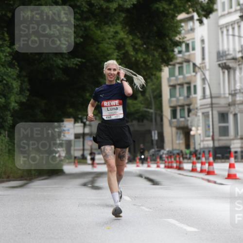 14.06.2026 - REWE Women's Run Jannik Wohlers http://msf.ph/oto/9789465 14.06.2026 09:42:40 Laufen 10020, 57 meine-sportfotos.de