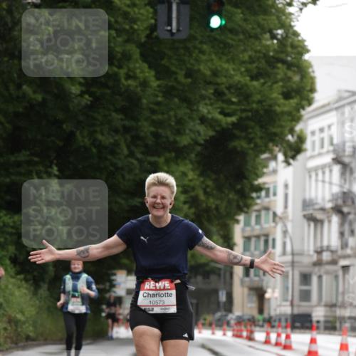 14.06.2026 - REWE Women's Run Jannik Wohlers http://msf.ph/oto/9790214 14.06.2026 09:44:29 Laufen 10573, 57 meine-sportfotos.de