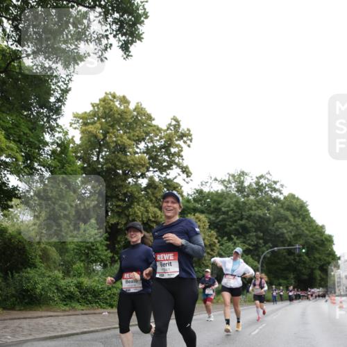 14.06.2026 - REWE Women's Run Jannik Wohlers http://msf.ph/oto/9790238 14.06.2026 10:03:41 Laufen 11374, 10641 meine-sportfotos.de