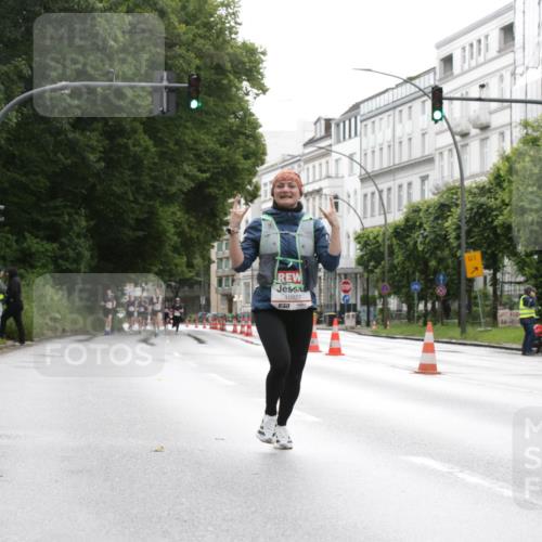 14.06.2026 - REWE Women's Run Jannik Wohlers http://msf.ph/oto/9790312 14.06.2026 09:44:35 Laufen 10827, 01 meine-sportfotos.de