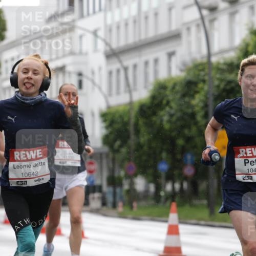 14.06.2026 - REWE Women's Run Jannik Wohlers http://msf.ph/oto/9790400 14.06.2026 09:45:19 Laufen 11529, 10642, 7, 11530, 6, 317, 10407, 651 meine-sportfotos.de