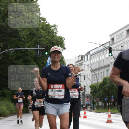 14.06.2026 - REWE Women's Run Jannik Wohlers http://msf.ph/oto/9790947 14.06.2026 09:46:36 Laufen 10869, 10738, 7, 10958, 57 meine-sportfotos.de
