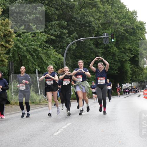 14.06.2026 - REWE Women's Run Jannik Wohlers http://msf.ph/oto/9792277 14.06.2026 10:07:01 Laufen 10384, 50 meine-sportfotos.de