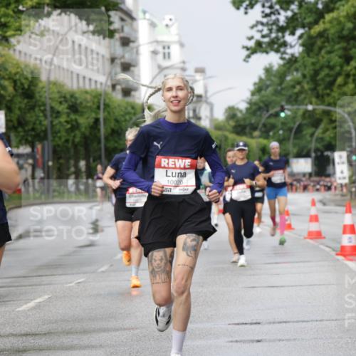 14.06.2026 - REWE Women's Run Jannik Wohlers http://msf.ph/oto/9793648 14.06.2026 09:07:24 Laufen 10245, 1517, 20, 10020 meine-sportfotos.de